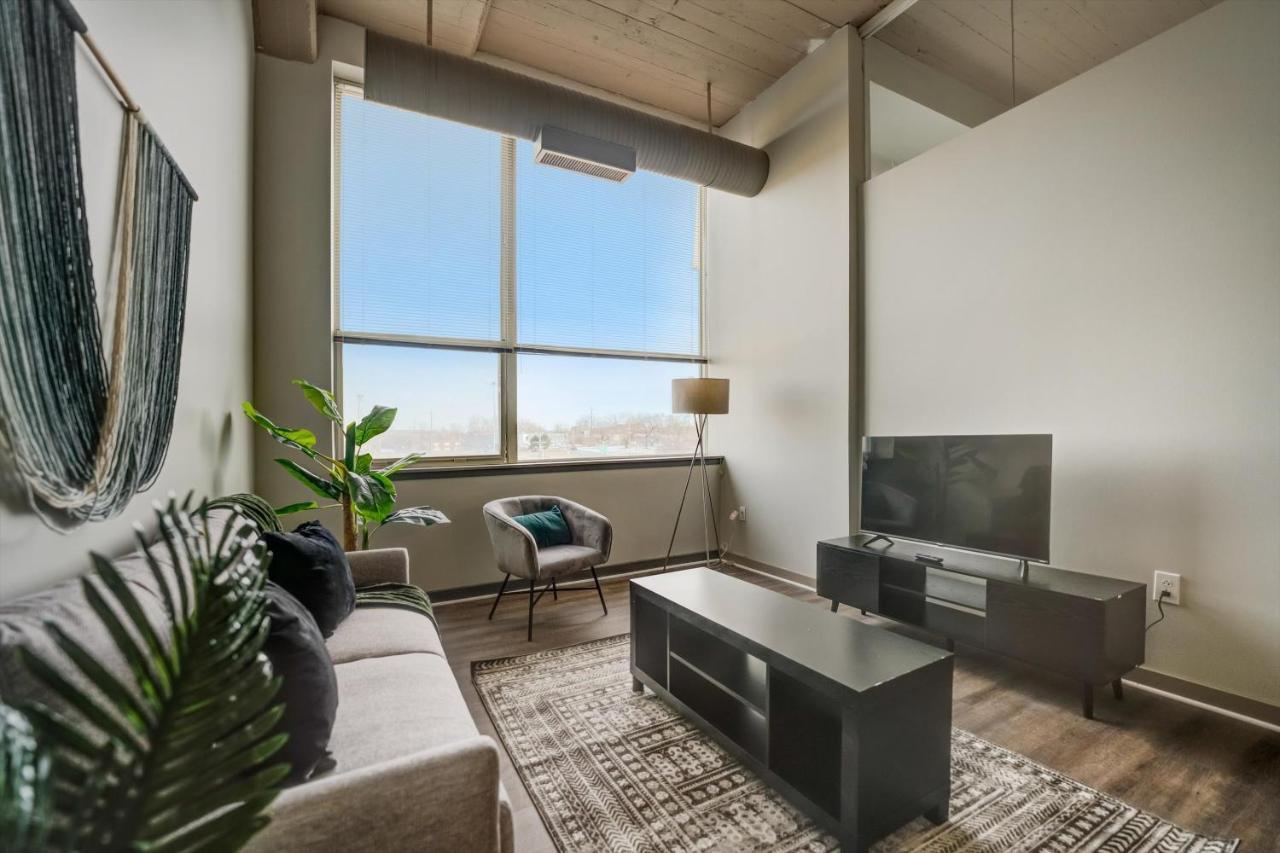 Frontdesk Waterfront Apts Downtown Cleveland Leilighet Rom bilde